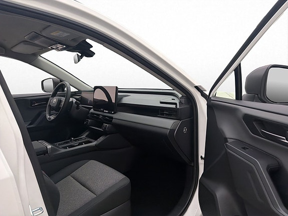 Toyota RAV4 12 of 27