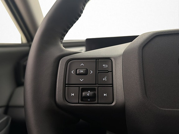 Toyota RAV4 16 of 27