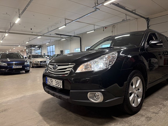 Subaru Outback 8 of 27