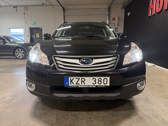 Subaru Outback 9 of 27