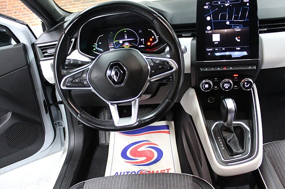 Renault Clio 15 of 20