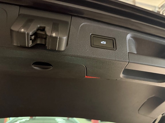 Volkswagen Passat 11 of 23