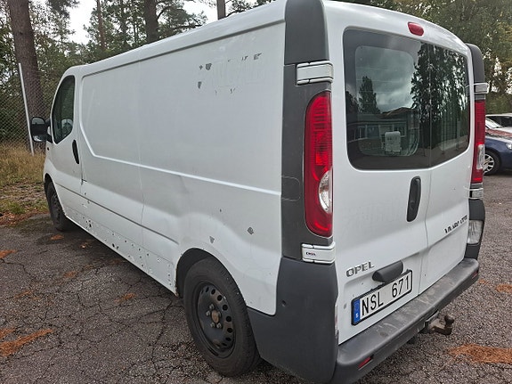 Opel Vivaro 5 of 7
