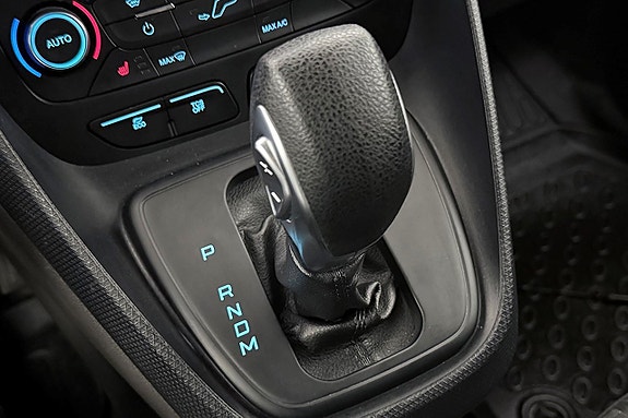 Ford Transit Connect 21 of 23