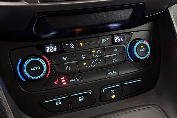 Ford Transit Connect 20 of 23