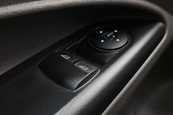 Ford Transit Connect 23 of 23
