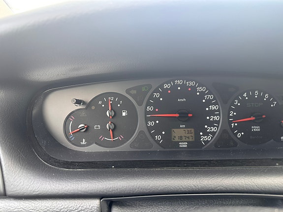 Citroen C5 9 of 12