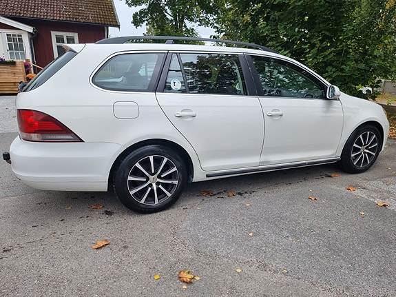 Volkswagen Golf VI 3 of 5