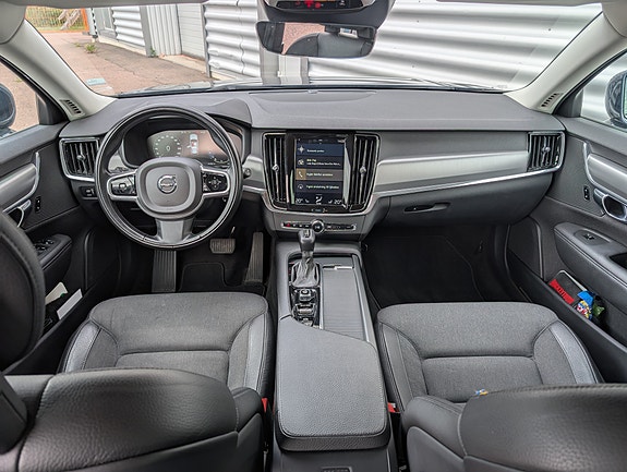 Volvo V90 5 of 9