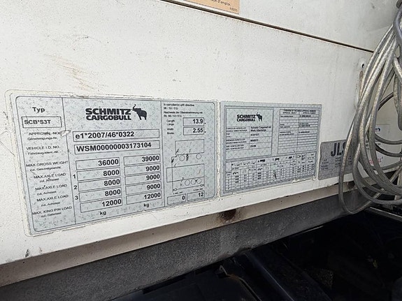 Schmitz Curtainsider Lifting  3104 11 of 13
