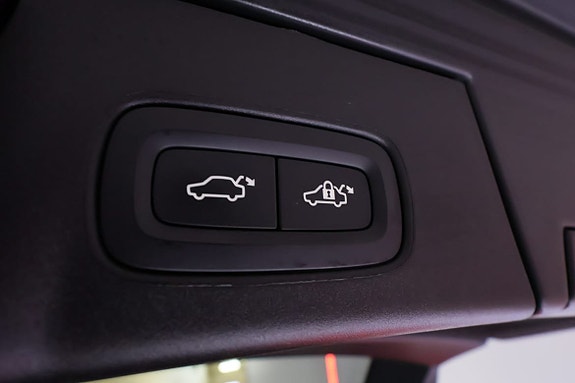 Volvo V90 27 of 30