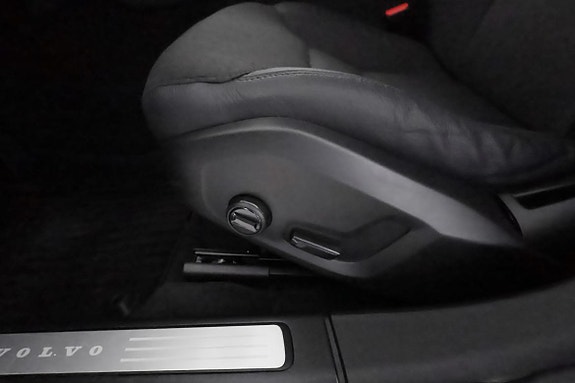 Volvo V90 23 of 30