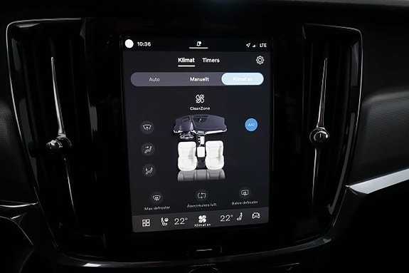 Volvo V90 16 of 30