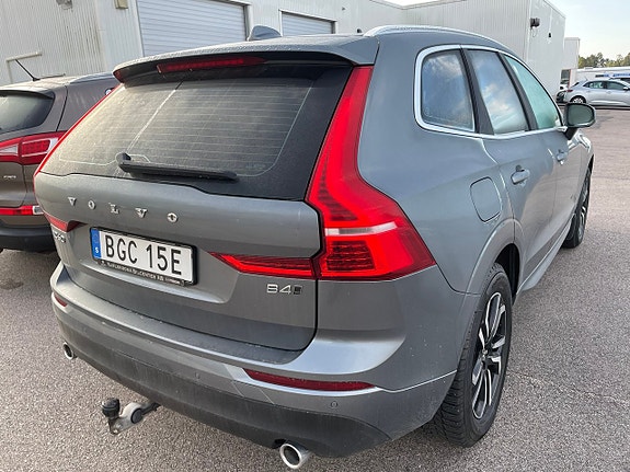 Volvo XC60 3 of 5