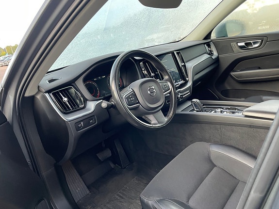 Volvo XC60 5 of 5