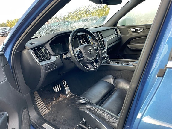 Volvo XC60 5 of 5