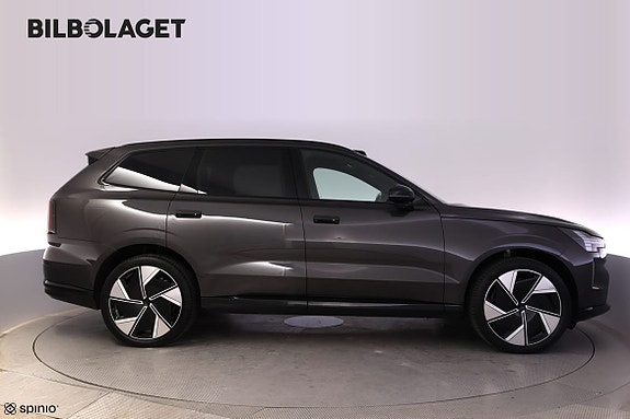 Volvo EX90 5 of 30