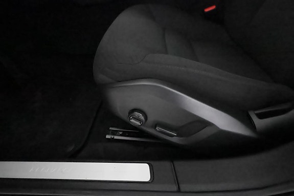 Volvo V60 16 of 25