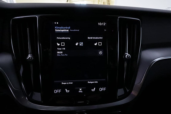Volvo V60 13 of 25