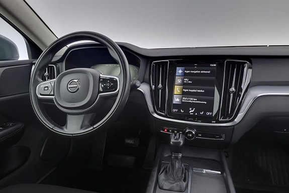 Volvo V60 8 of 26