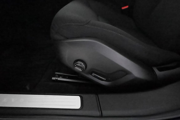 Volvo V60 20 of 26