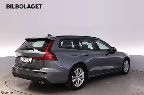Volvo V60 4 of 26