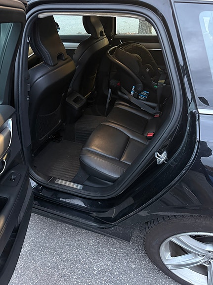 Volvo V90 3 of 6