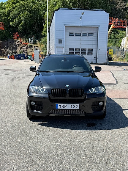 BMW X6 3 of 16