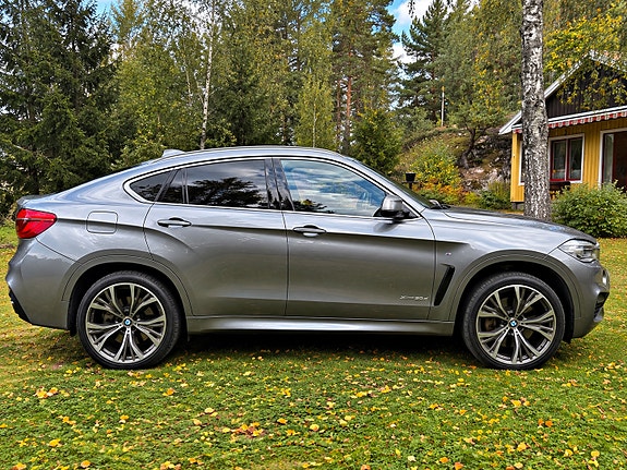 BMW X6 3 of 21