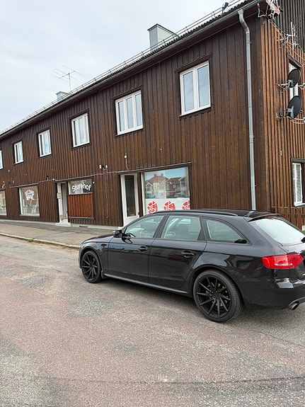 Audi A4 3 of 6