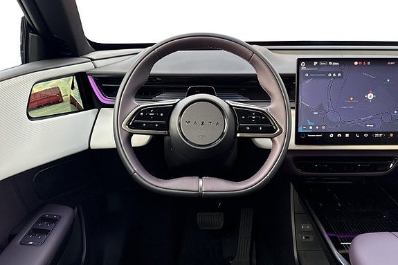 Mazda CX-6e 12 of 30