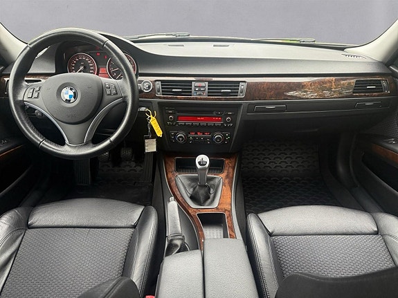 BMW 325i 12 of 20