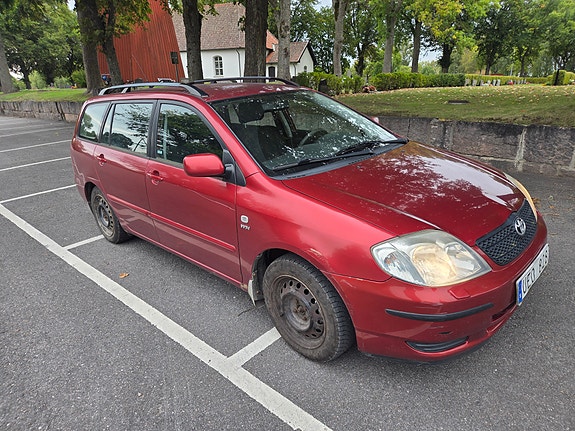 Toyota Corolla 5 of 7