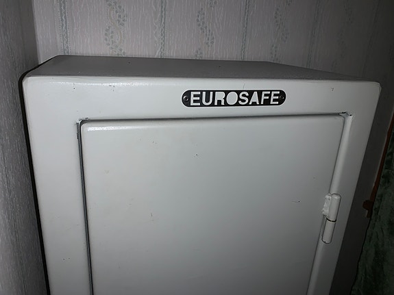 Product image 2 of 9