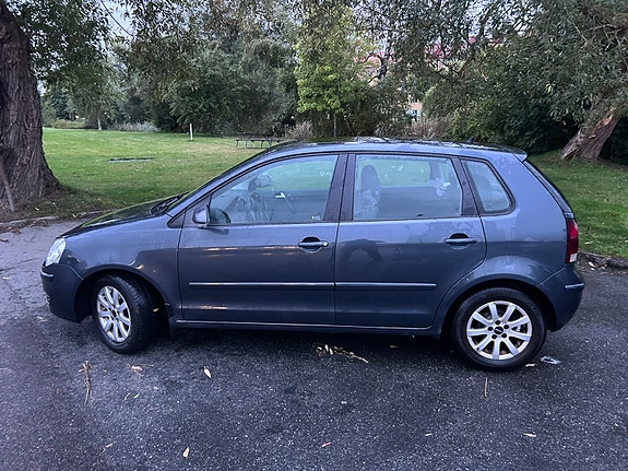Volkswagen Polo 6 of 12