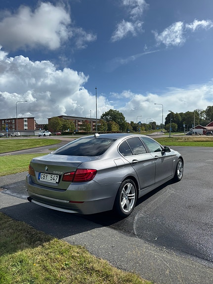 BMW 520d 3 of 7
