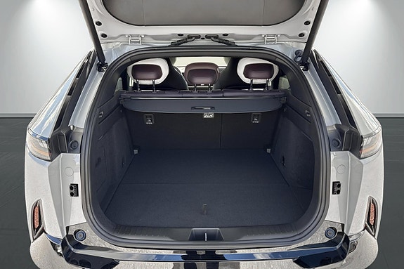 Mazda CX-6e 17 of 30