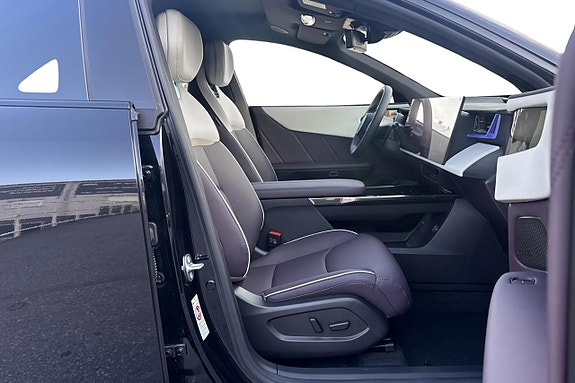 Mazda CX-6e 15 of 30