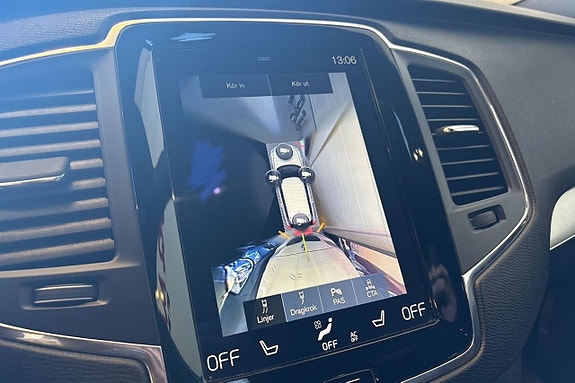 Volvo XC90 6 of 7