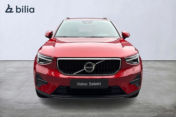 Volvo XC40 6 of 22