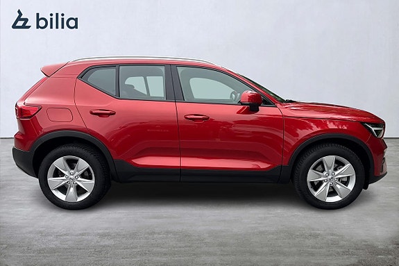 Volvo XC40 18 of 22