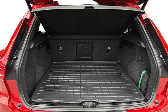 Volvo XC40 12 of 22