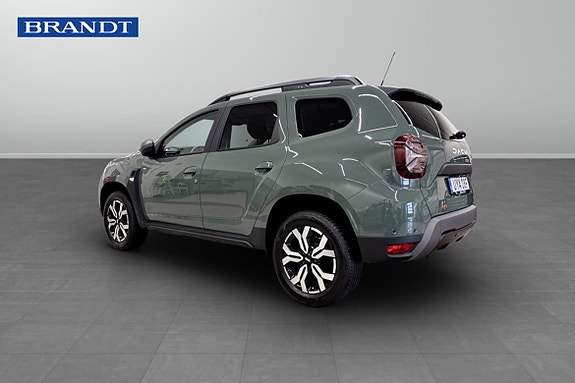 Dacia Duster 2 of 9