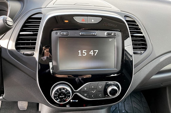 Renault Captur 6 of 9