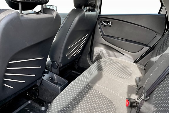 Renault Captur 8 of 9