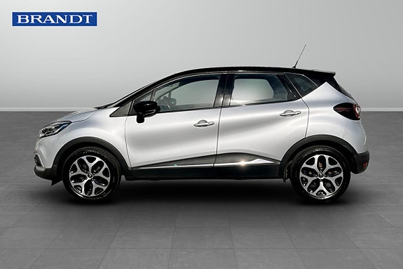 Renault Captur 3 of 9