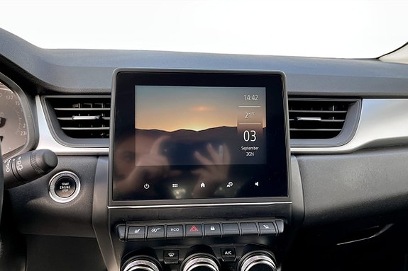 Renault Captur 6 of 9