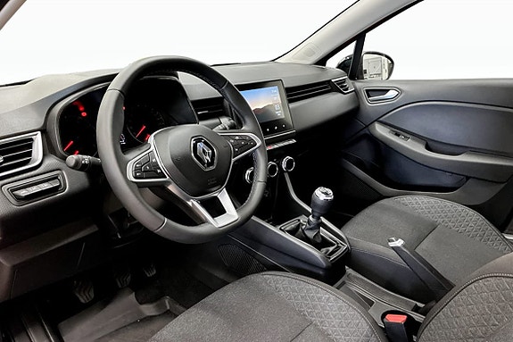Renault Clio 10 of 18