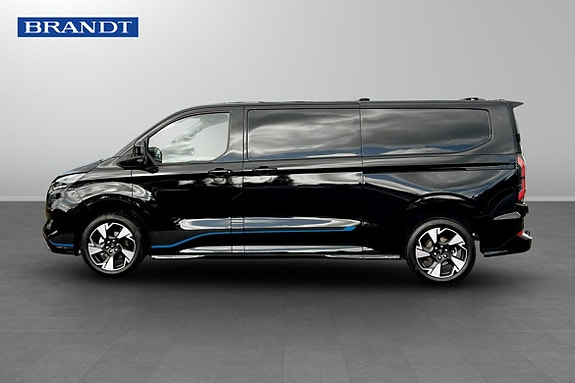 Ford Transit Custom 3 of 7
