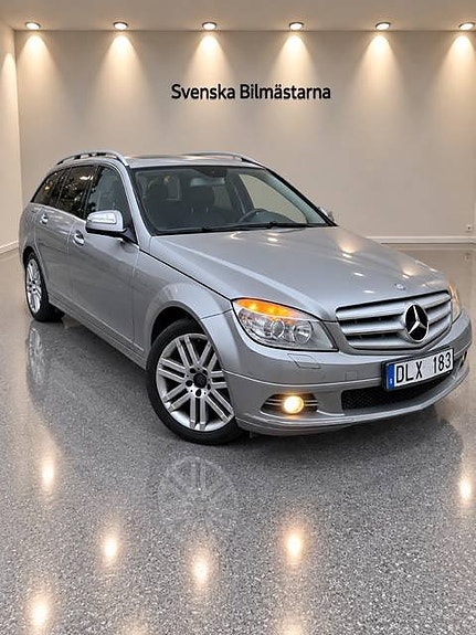 Mercedes-Benz C180 2 of 20